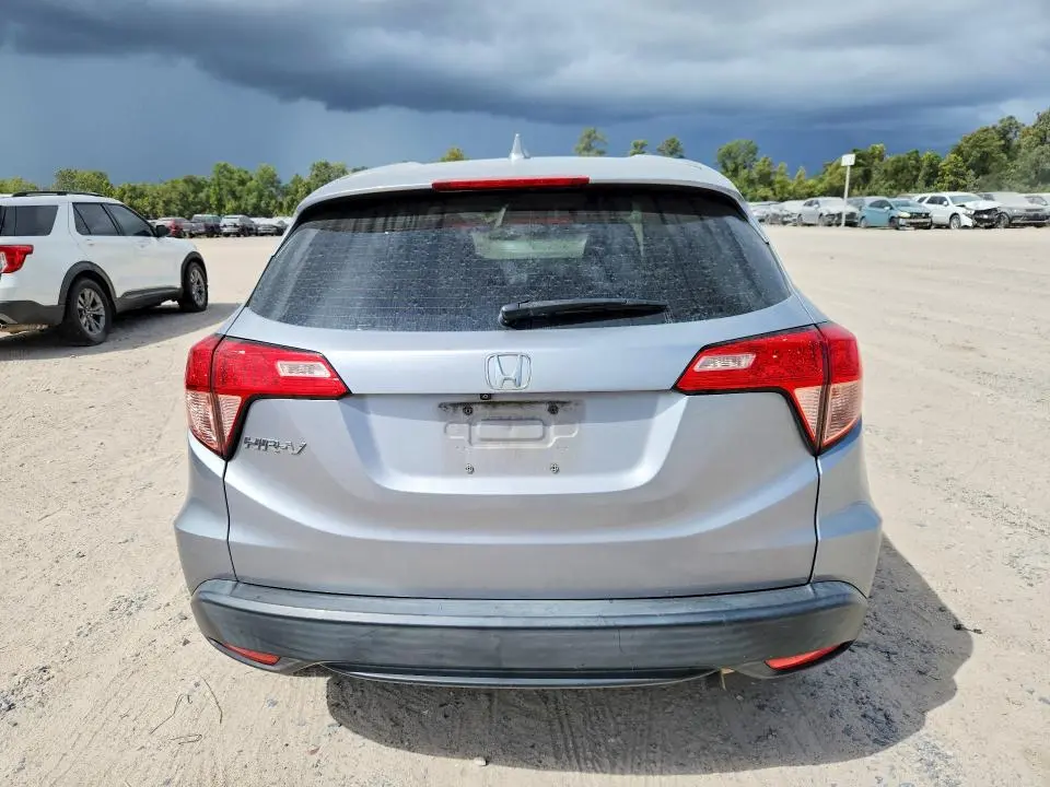 2018 HONDA HR-V LX  
