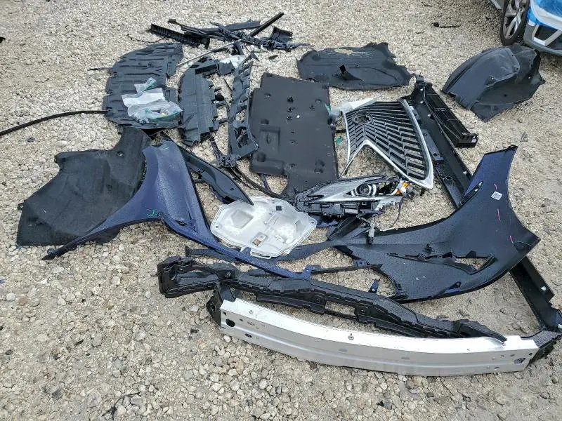 2025 LEXUS ES 300H BASE  