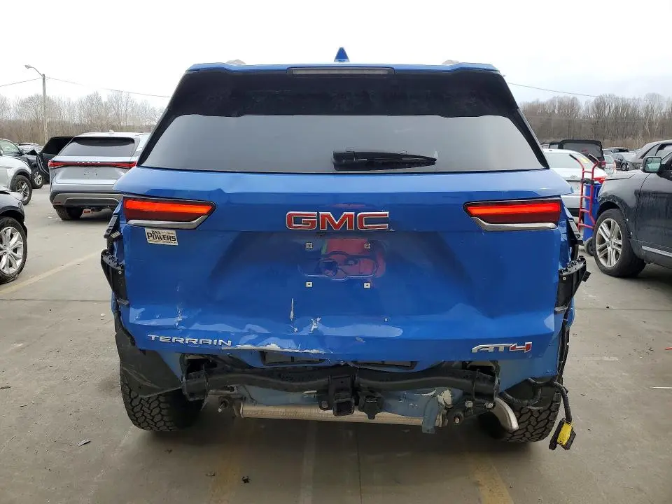 2026 GMC TERRAIN AT4  