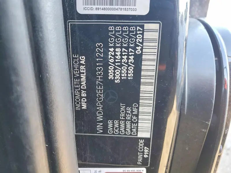 2017 MERCEDES-BENZ METRIS   