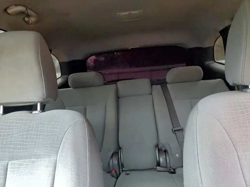 2010 HYUNDAI SANTA FE GLS  