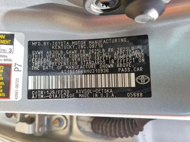 2017 TOYOTA CAMRY SE  