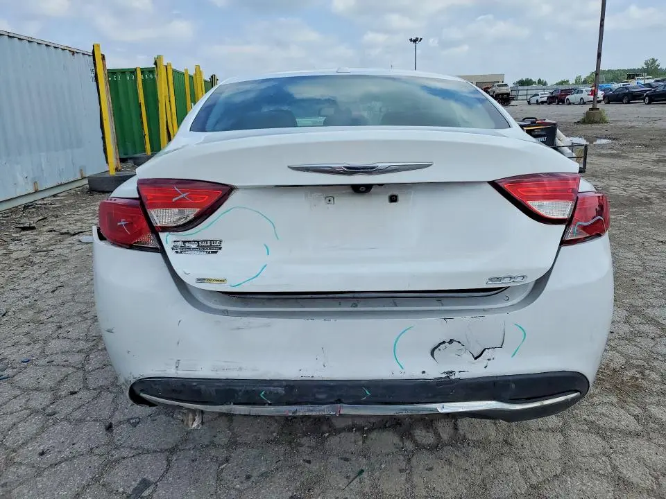 2015 CHRYSLER 200 LIMITED  