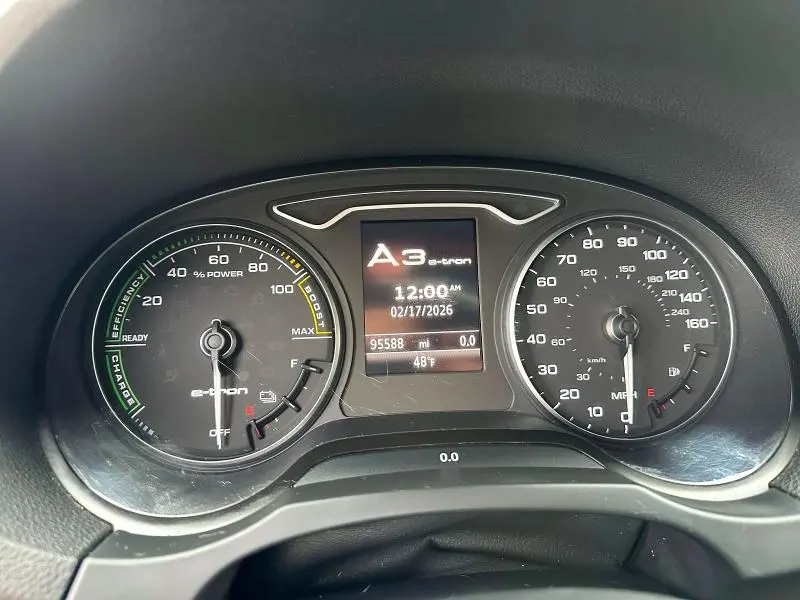 2018 AUDI A3 E-TRON PREMIUM  