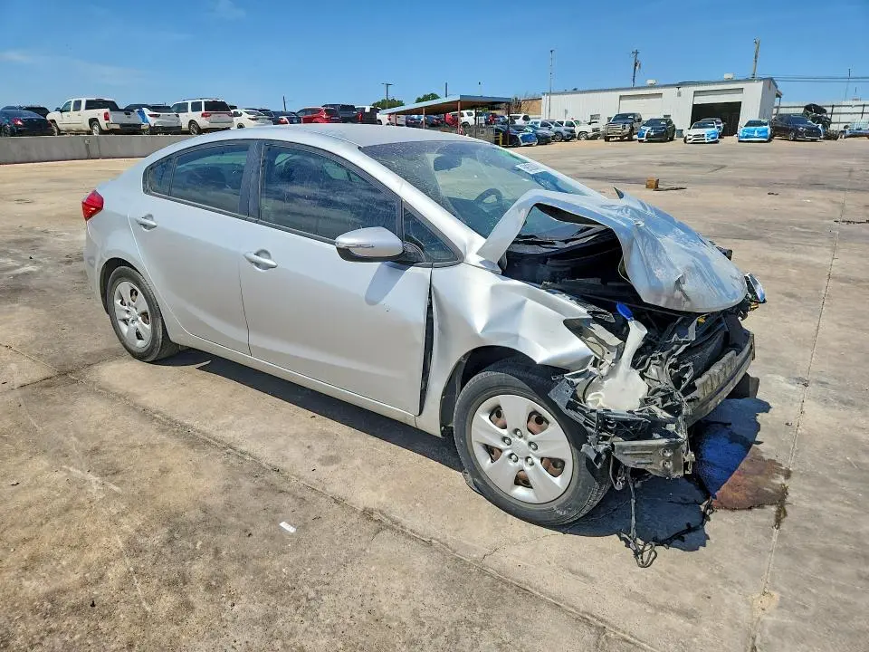 2015 KIA FORTE LX  