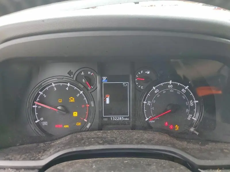 2021 TOYOTA 4RUNNER SR5  