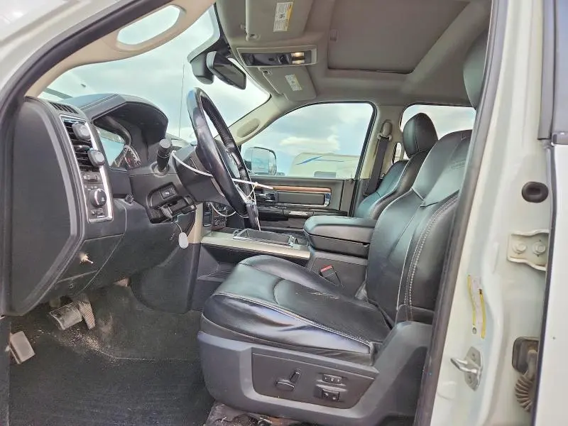 2014 RAM 3500 LARAMIE  