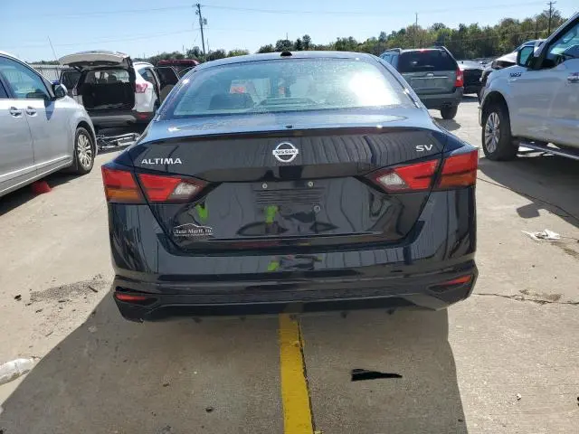 2021 NISSAN ALTIMA SV  