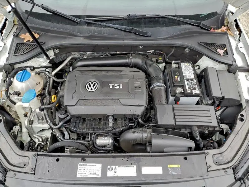 2016 VOLKSWAGEN PASSAT SE  