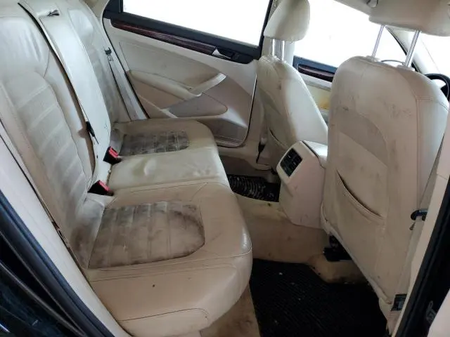 2013 VOLKSWAGEN PASSAT SEL  
