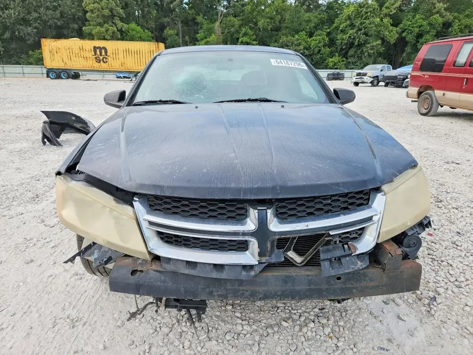 2013 DODGE AVENGER SE  