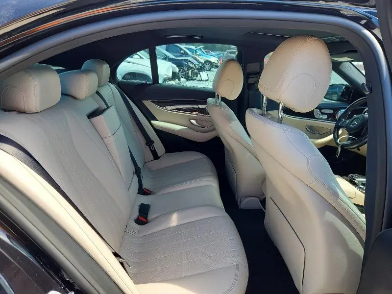 2017 MERCEDES-BENZ E 300  