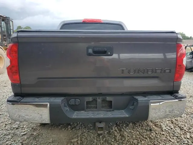 2016 TOYOTA TUNDRA CREWMAX SR5  