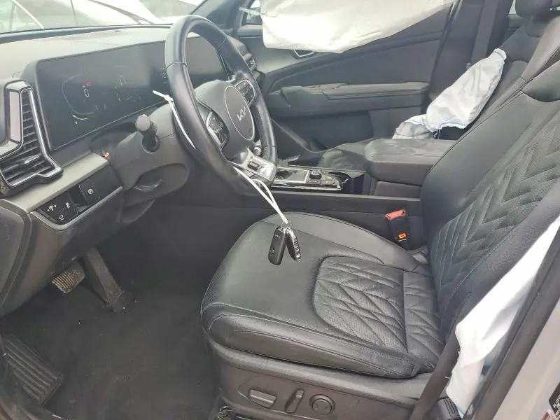 2024 KIA SPORTAGE X-LINE  