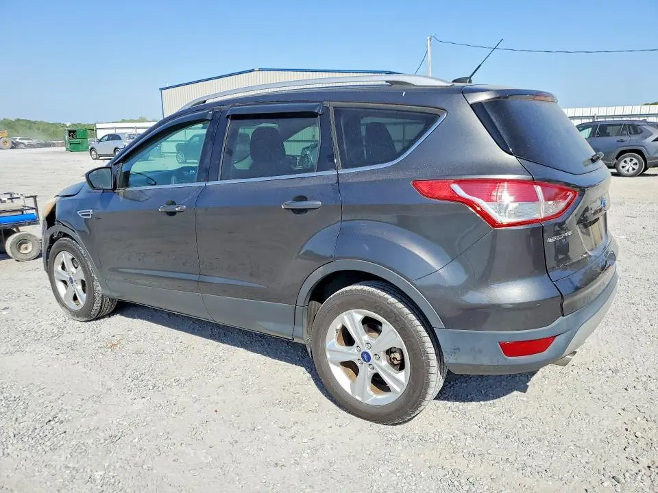 2016 FORD ESCAPE SE  