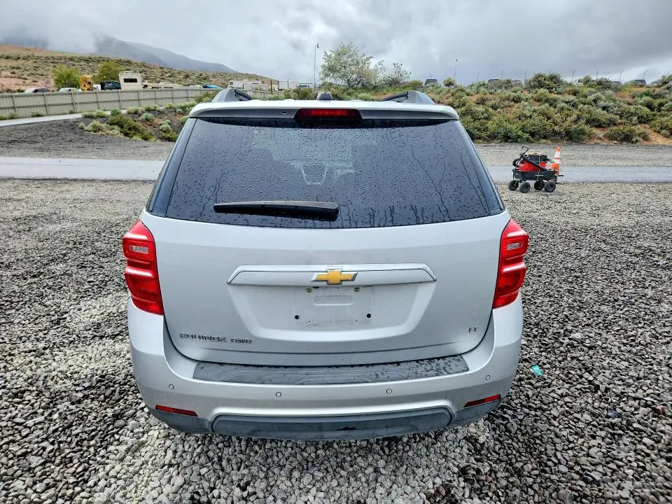 2017 CHEVROLET EQUINOX LT  