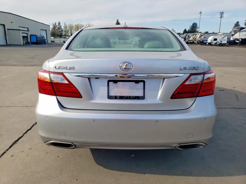 2010 LEXUS LS 460  