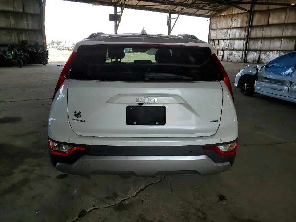 2023 KIA NIRO EX  