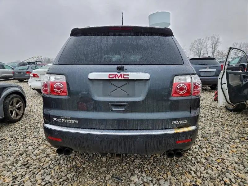 2011 GMC ACADIA SLT-2  