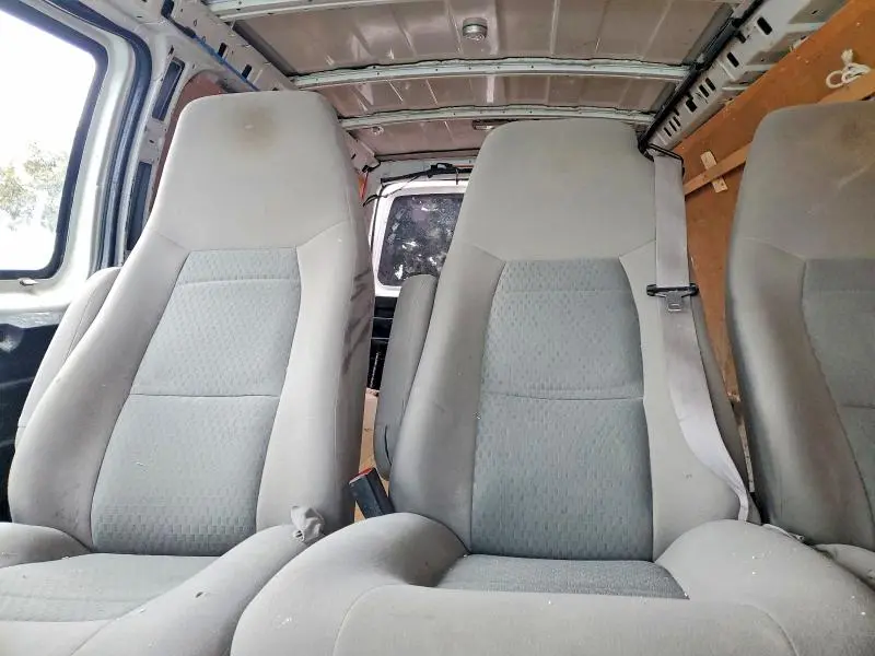 2011 GMC SAVANA G3500  