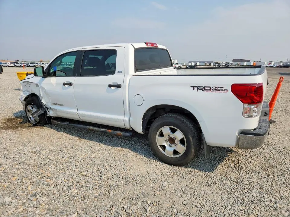 2013 TOYOTA TUNDRA CREWMAX SR5  