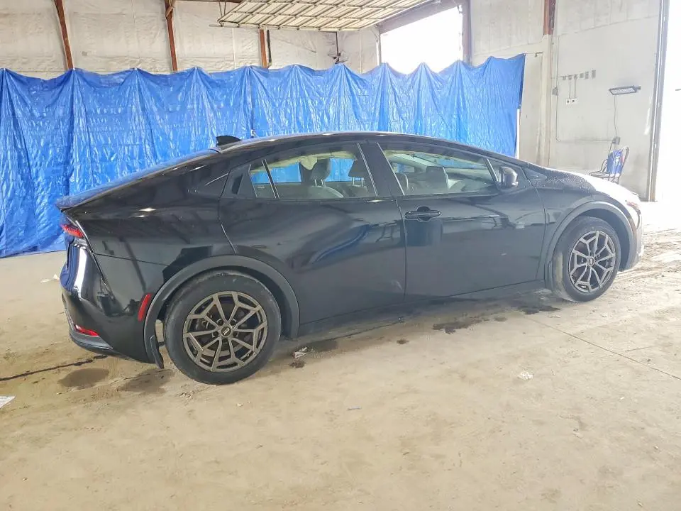 2024 TOYOTA PRIUS LE  