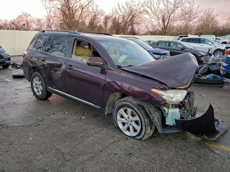 2013 TOYOTA HIGHLANDER BASE  
