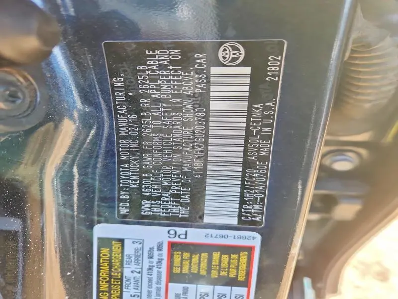 2016 TOYOTA CAMRY LE  