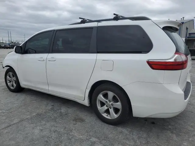 2015 TOYOTA SIENNA LE  