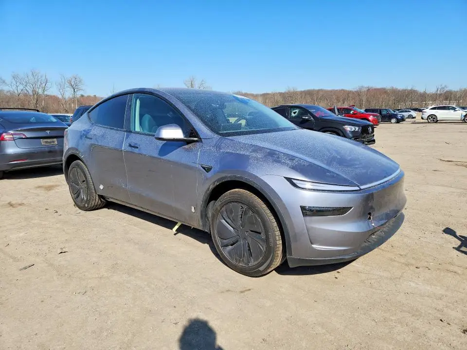 2026 TESLA MODEL Y   