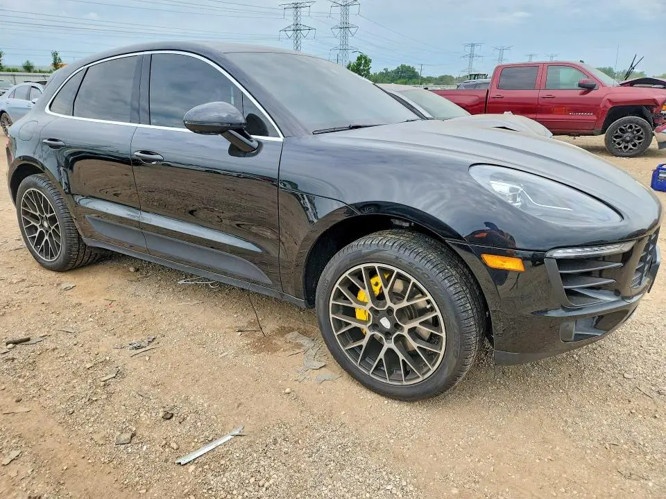 2017 PORSCHE MACAN S  