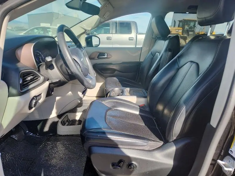 2020 CHRYSLER VOYAGER LXI  