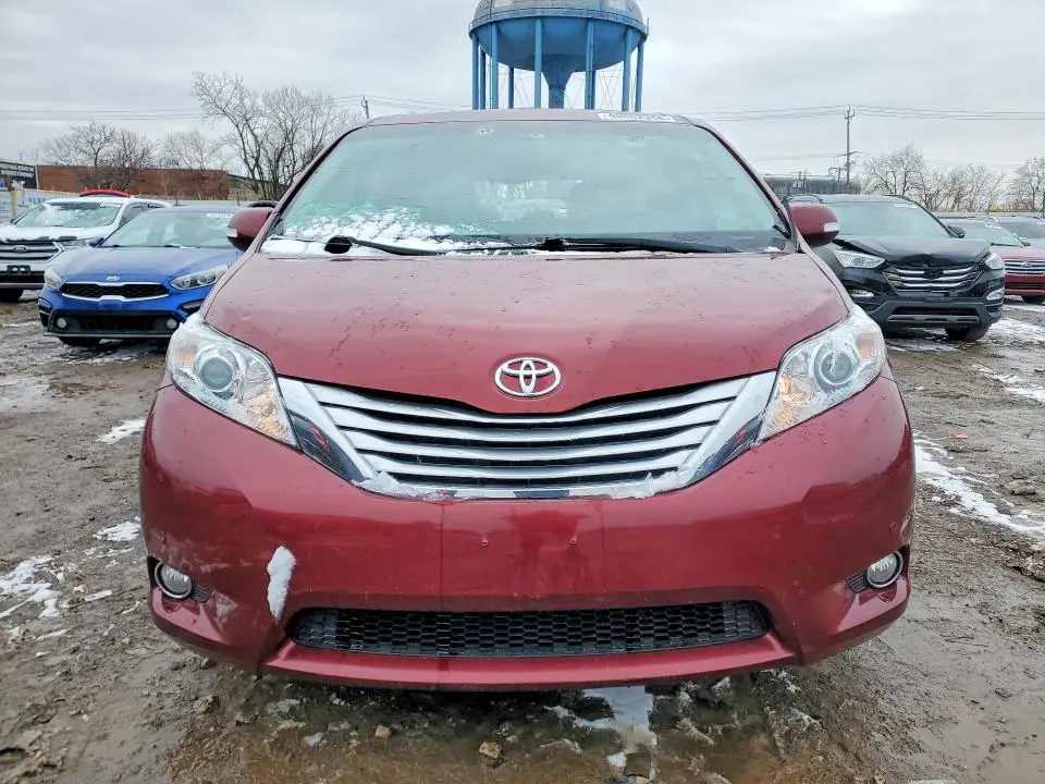 2013 TOYOTA SIENNA LIMITED 7-PASSENGER  