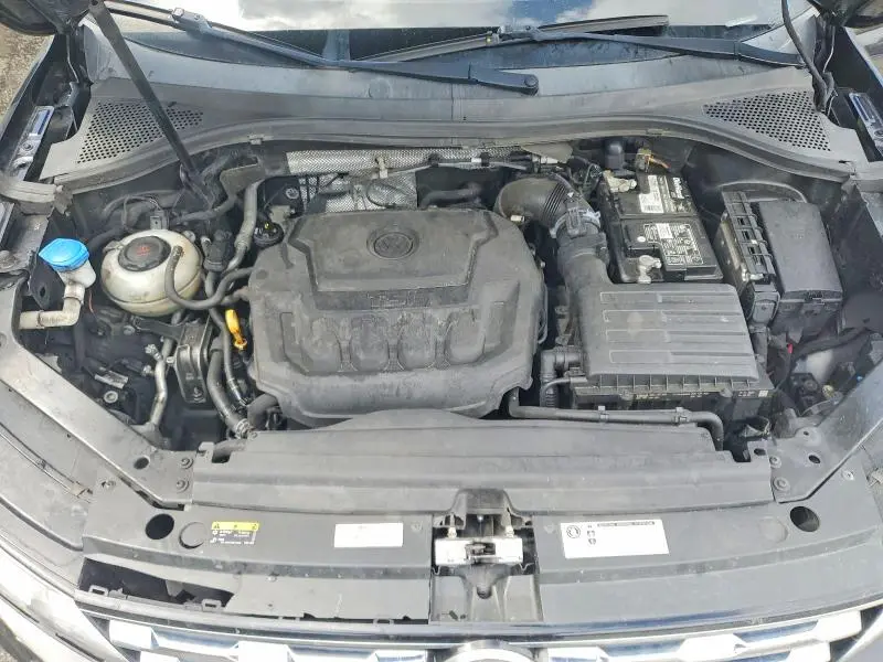 2020 VOLKSWAGEN TIGUAN SE  