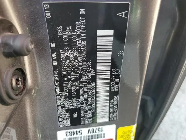 2013 TOYOTA SIENNA LE  