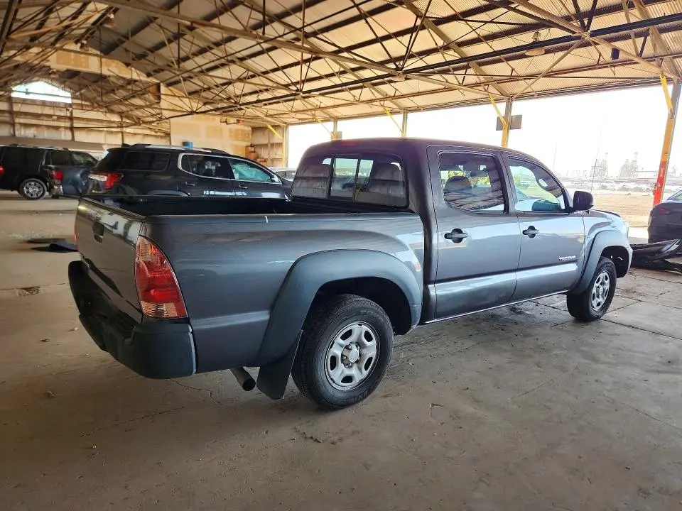 2015 TOYOTA TACOMA   