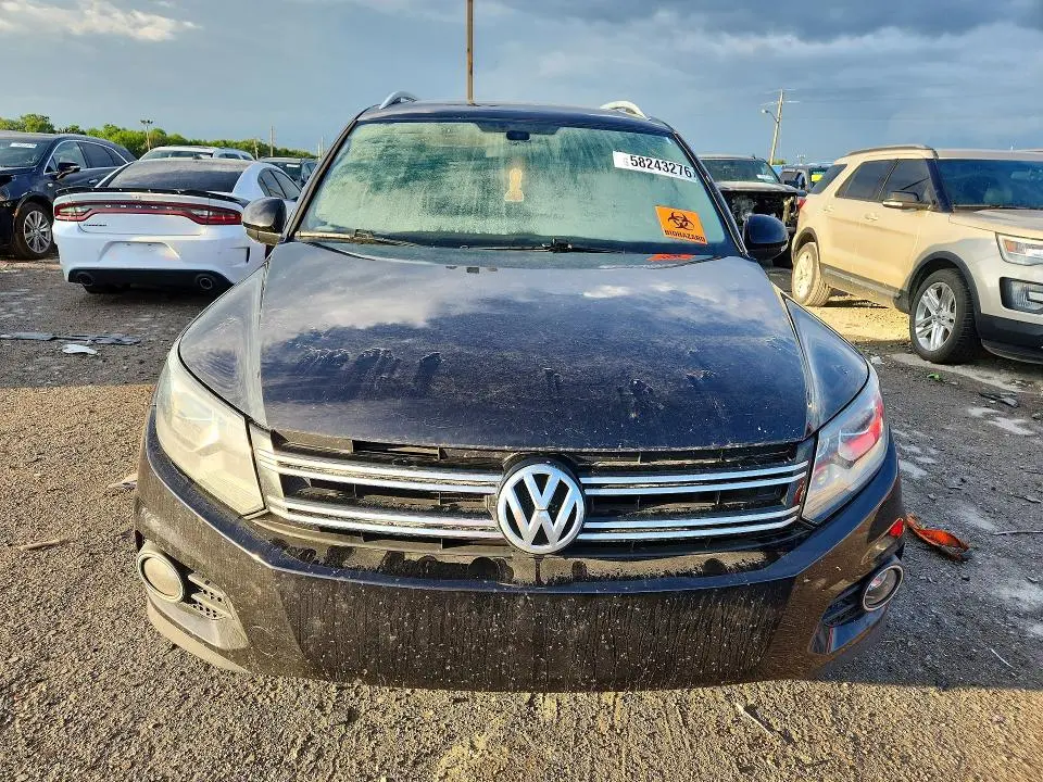 2017 VOLKSWAGEN TIGUAN SPORT  