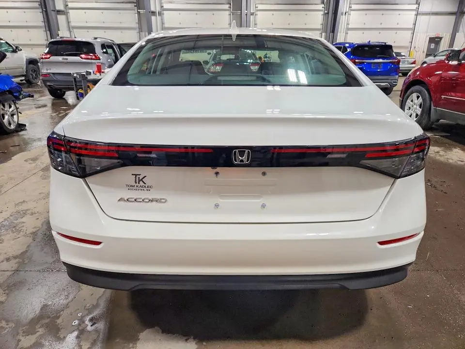 2024 HONDA ACCORD EX  