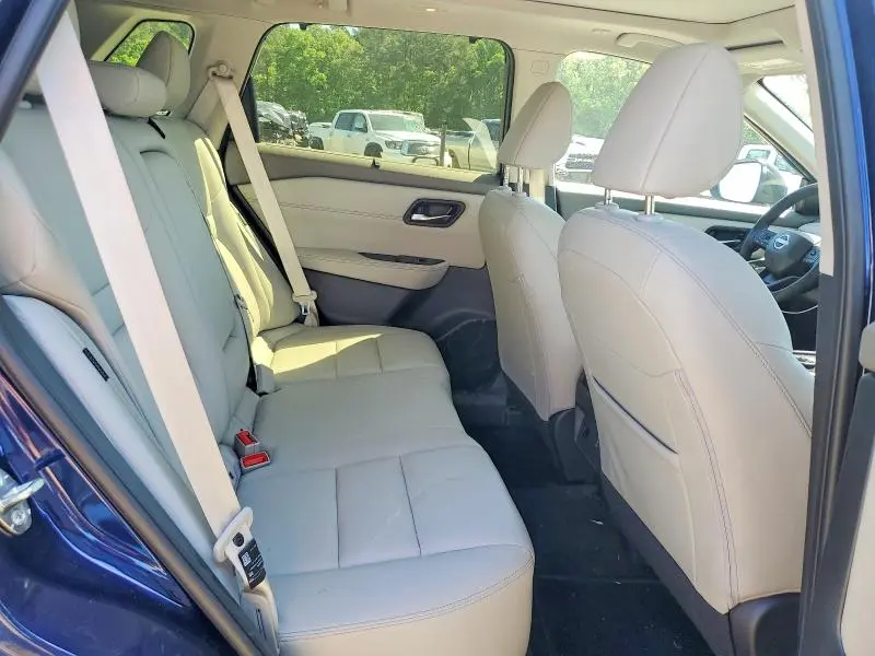 2025 NISSAN ROGUE SL  