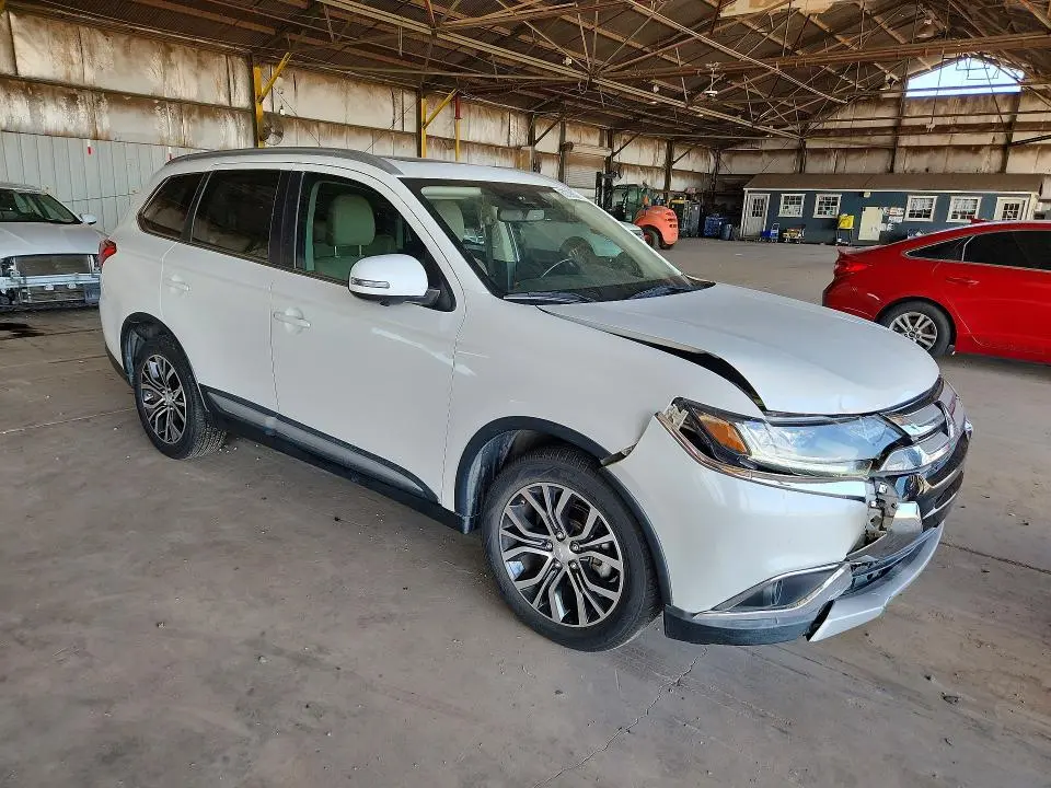 2017 MITSUBISHI OUTLANDER SE  