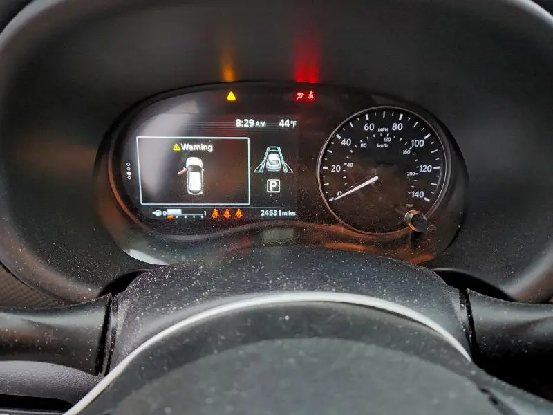 2023 NISSAN KICKS SV  