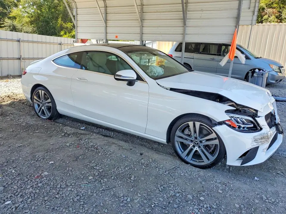 2019 MERCEDES-BENZ C 300  