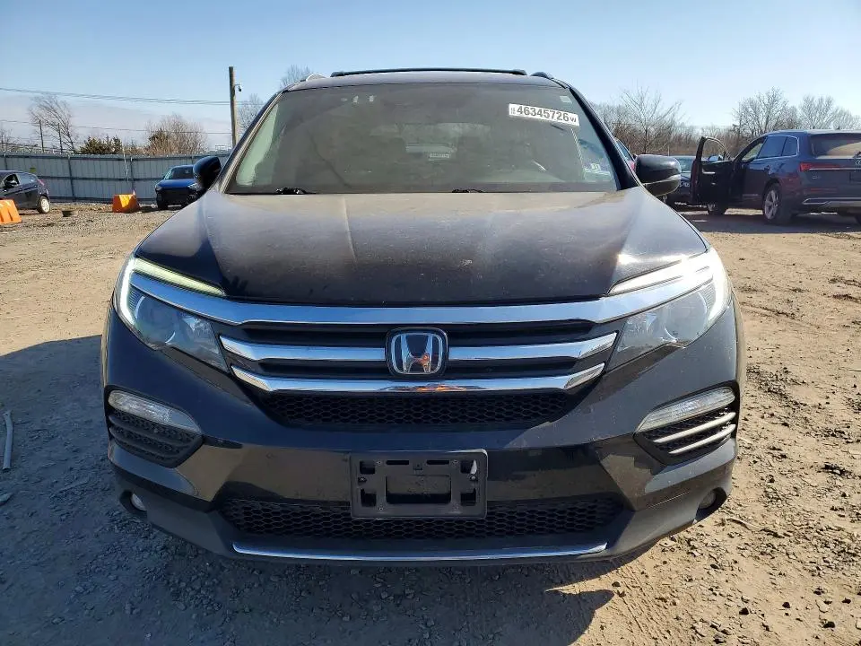 2017 HONDA PILOT TOURING  