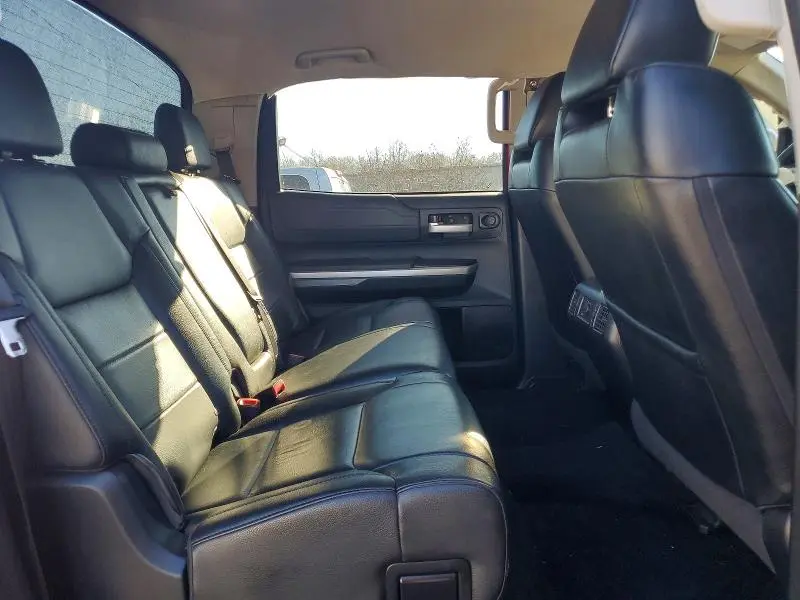 2017 TOYOTA TUNDRA LIMITED  