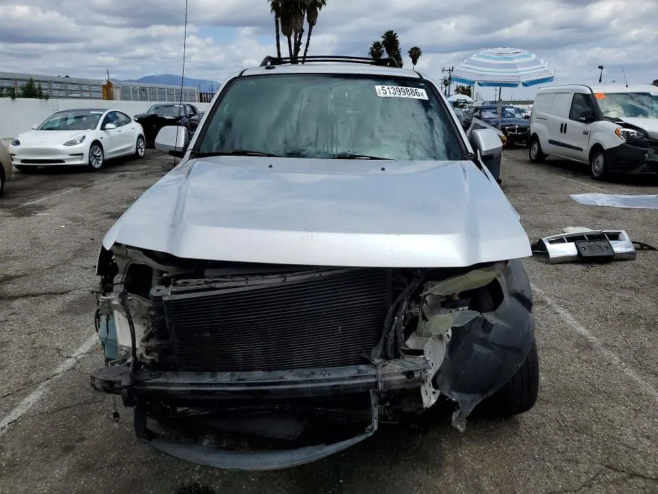 2010 FORD ESCAPE LIMITED  