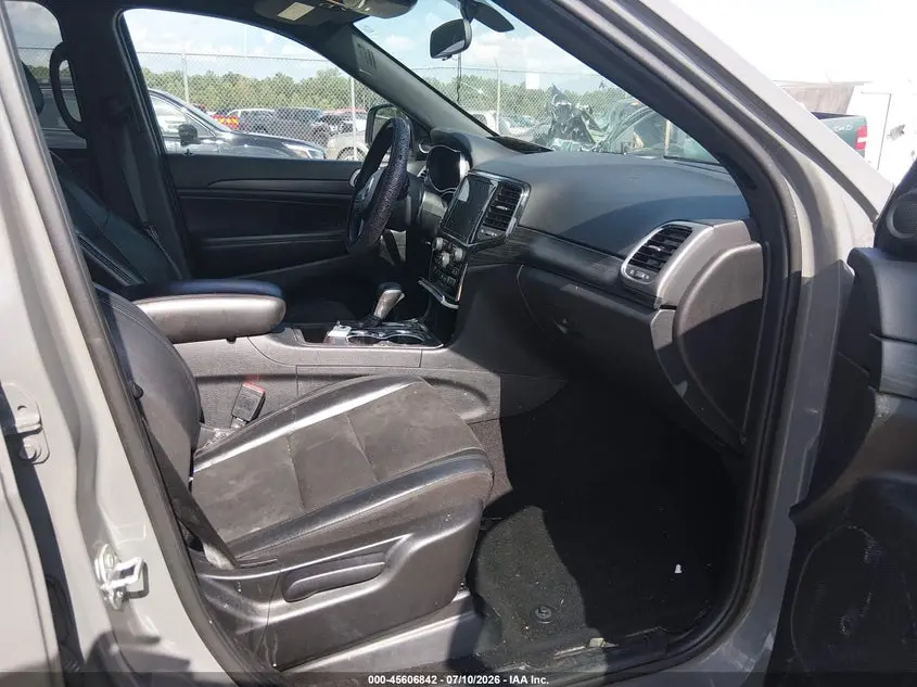 2021 JEEP GRAND CHEROKEE LAREDO X 4X2