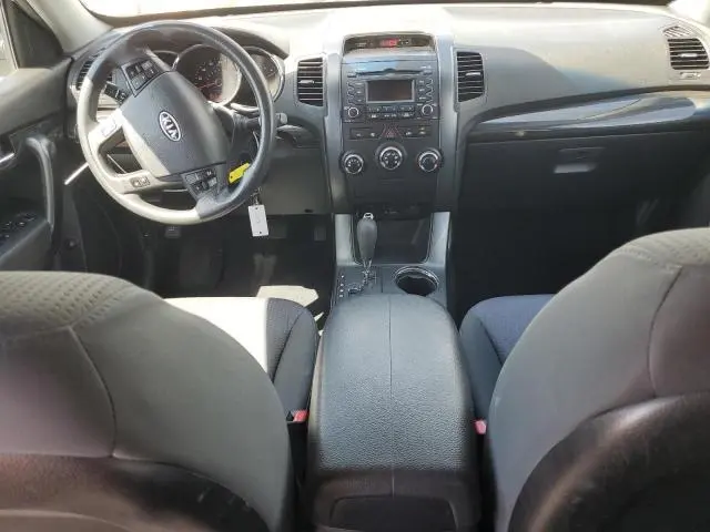 2012 KIA SORENTO BASE  