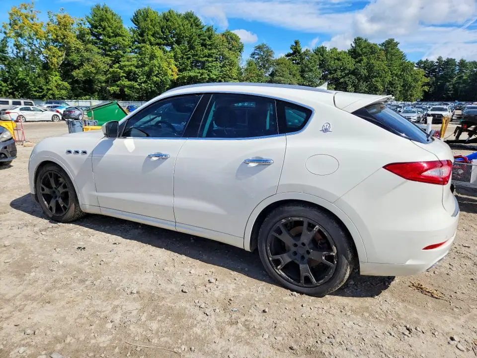 2017 MASERATI LEVANTE SPORT  