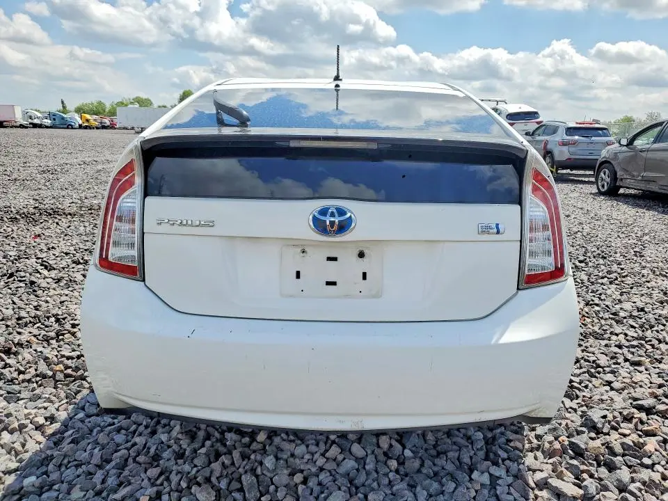 2012 TOYOTA PRIUS TWO  