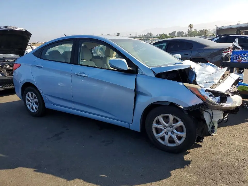 2014 HYUNDAI ACCENT GLS  